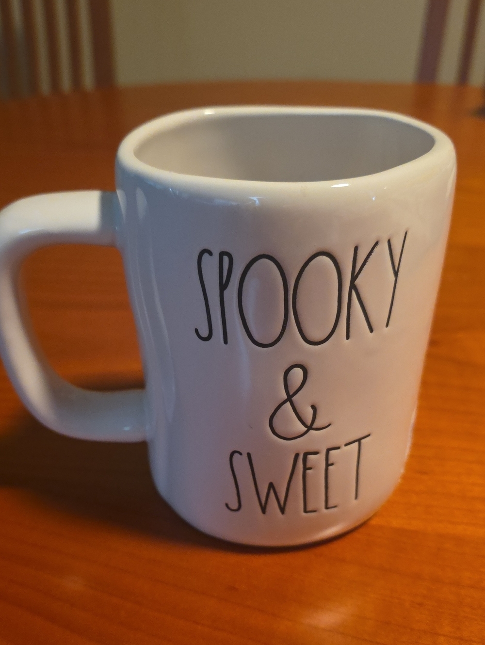 Rae Dunn White Ceramic Snoopy Mug with Orange Pumpkin and Bat Accents NWOT - Picture 5 of 5